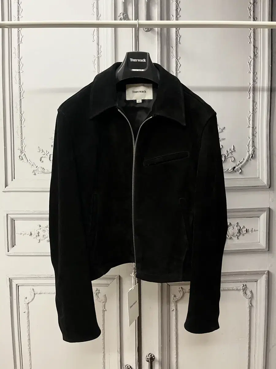 L Tony Wack 24 Suede Cropped Leather Jacket