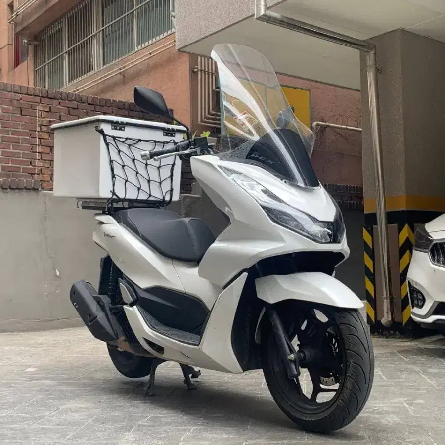 22년식 PCX125 abs 배달셋팅 바이크 판매합니다.