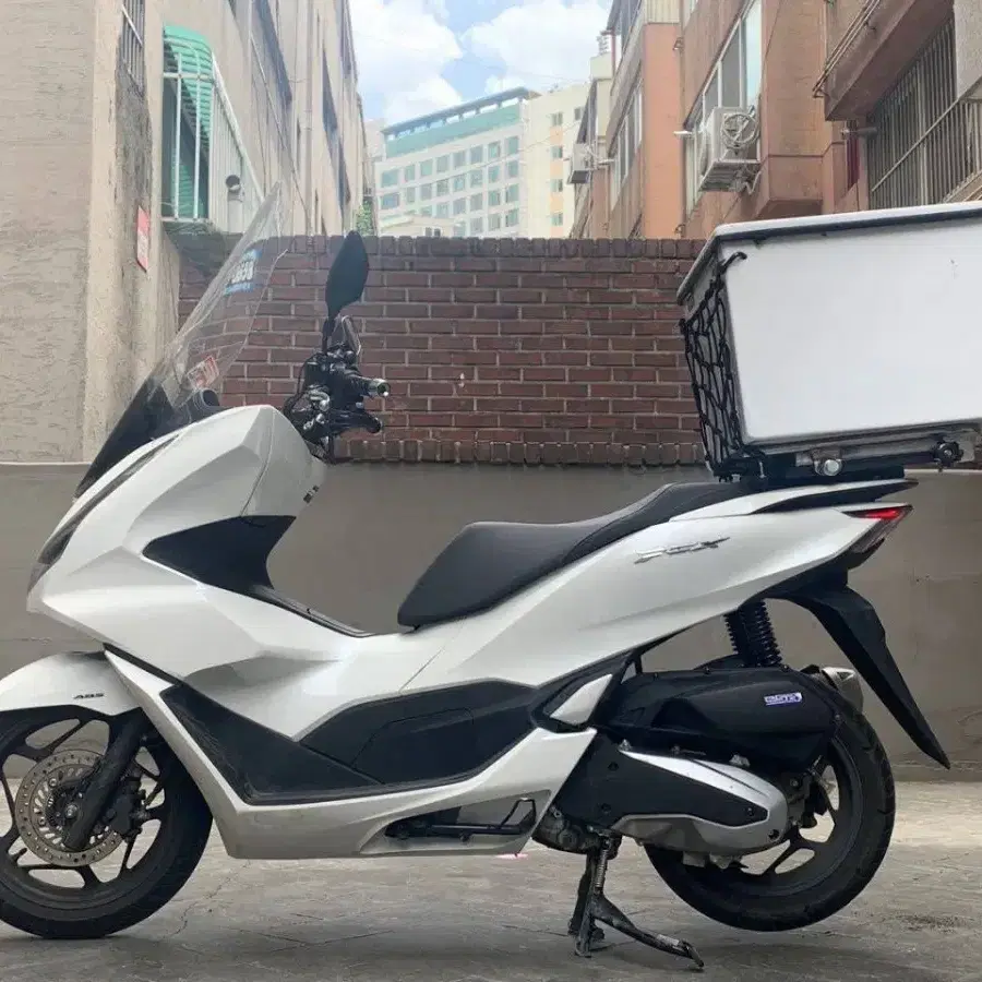 22년식 PCX125 abs 배달셋팅 바이크 판매합니다.