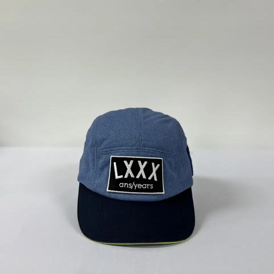 데상트 original cap