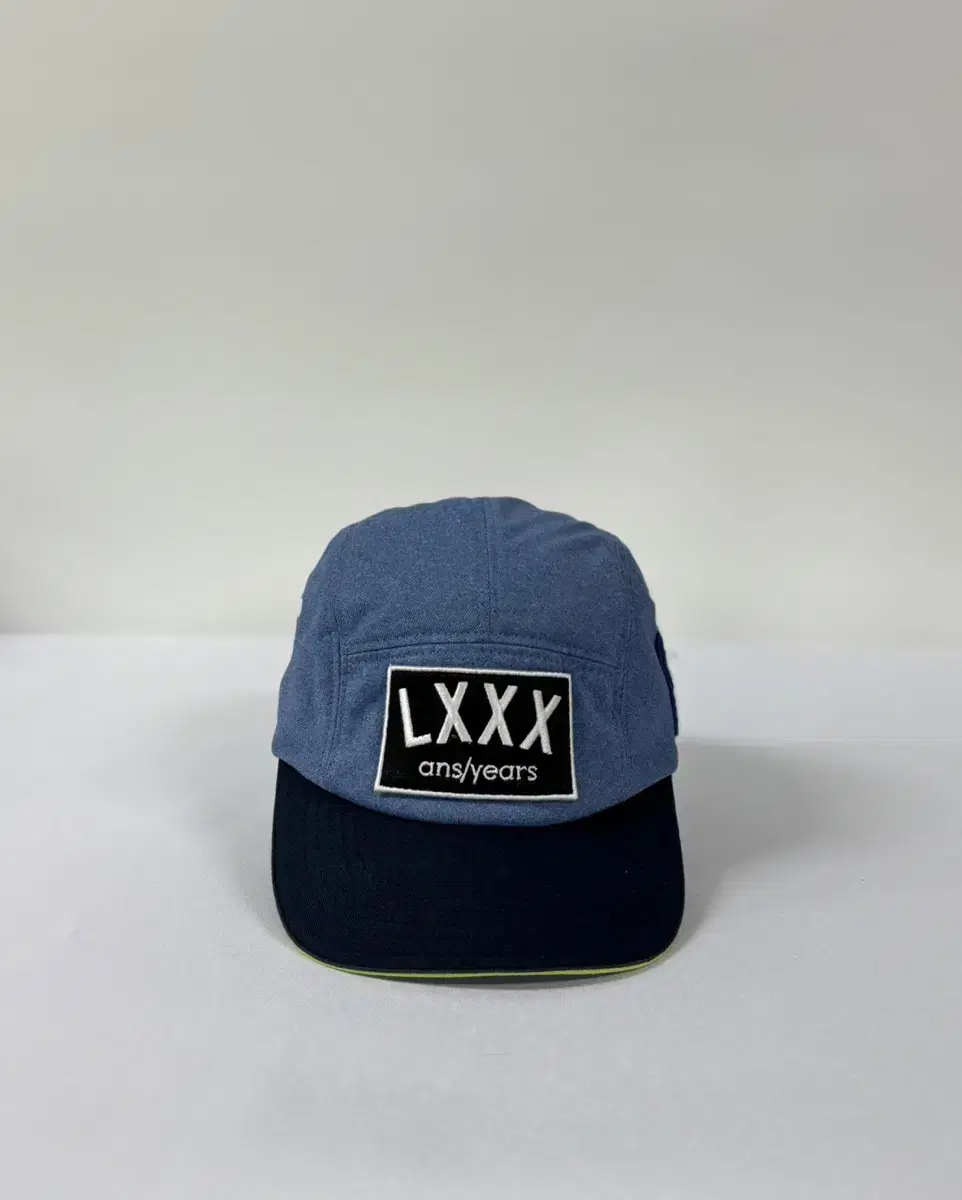 데상트 original cap