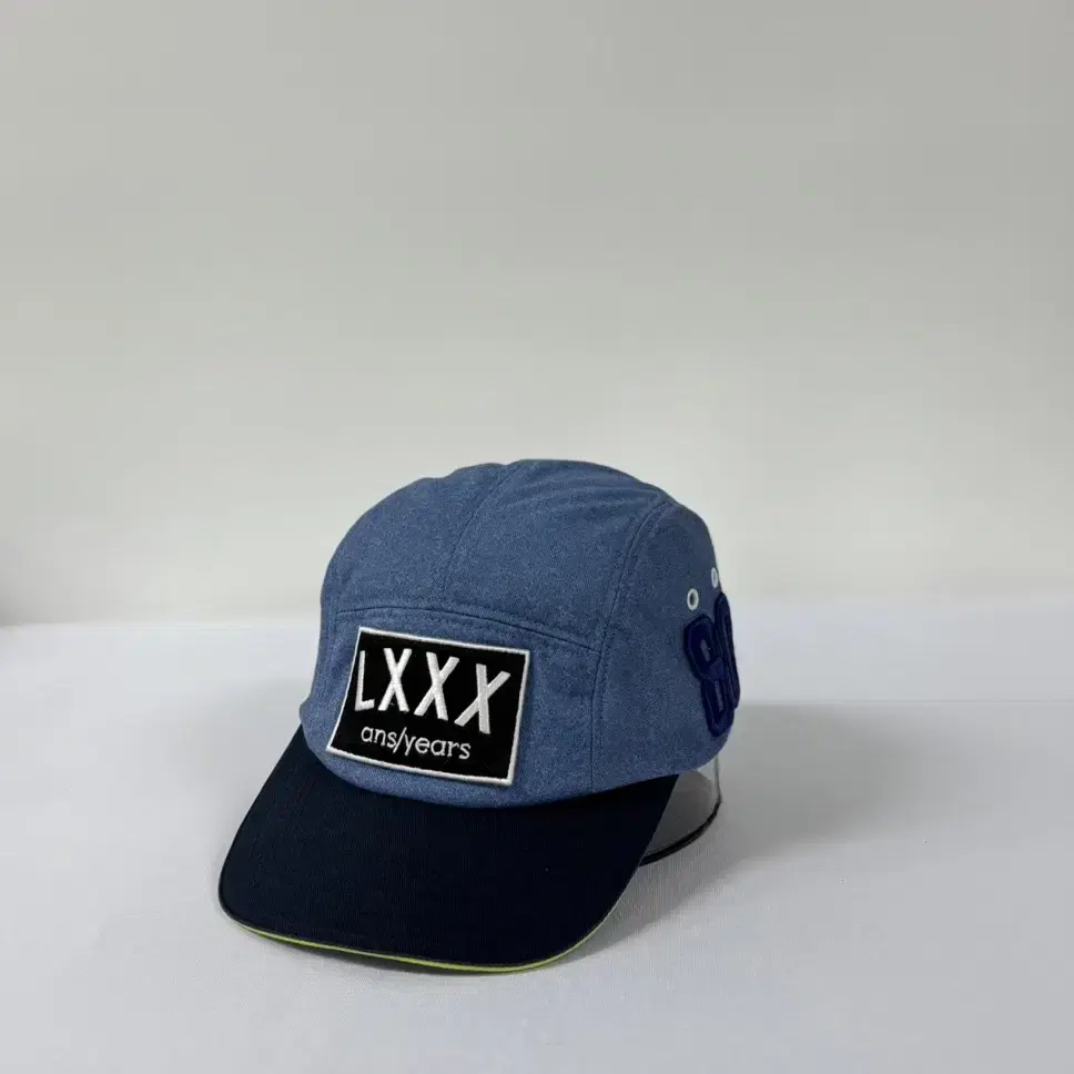 데상트 original cap