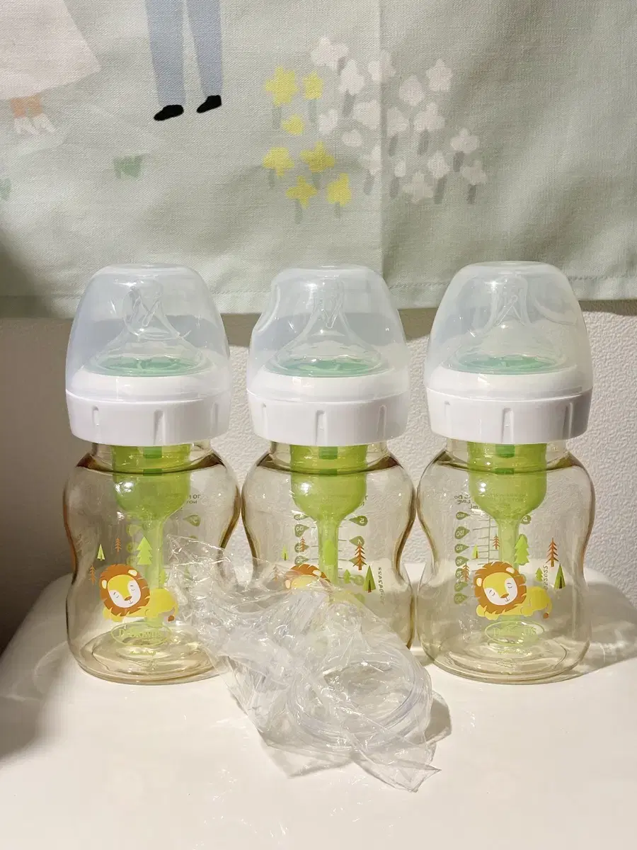 닥터브라운 와이드넥 젖병 150ml PPSU 3개 + 젖꼭지 새제품 5개