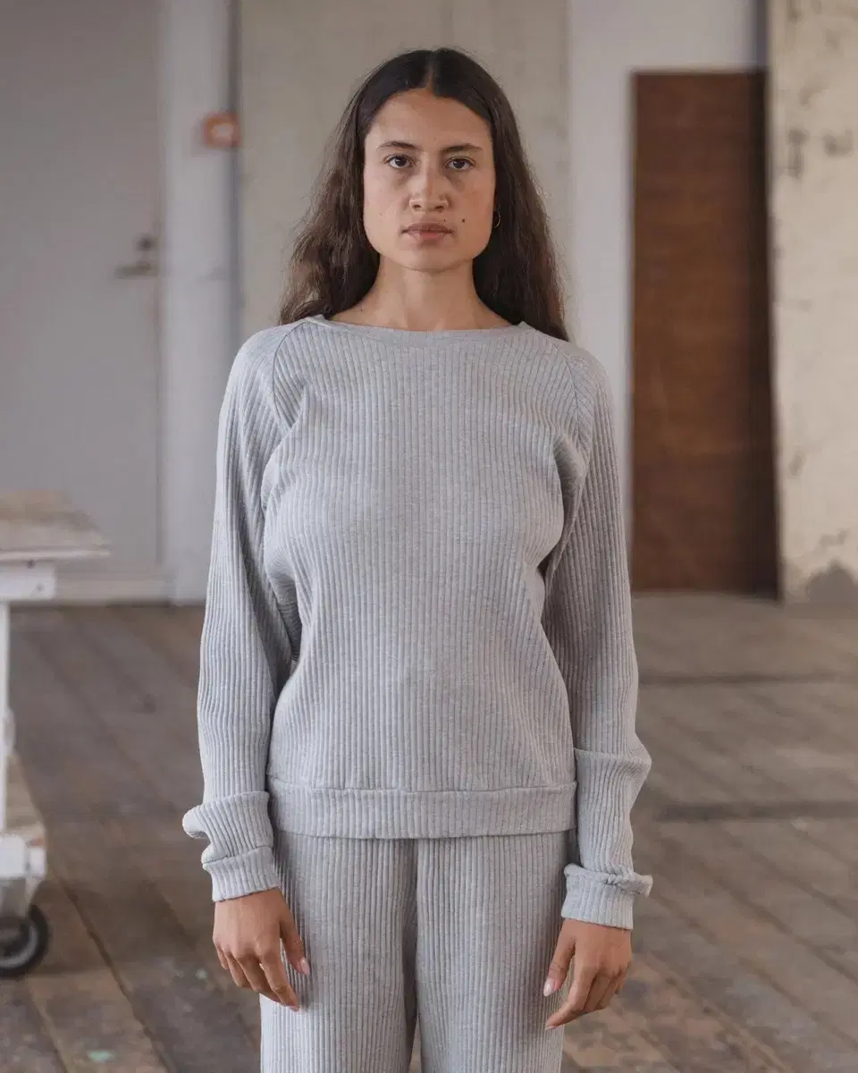 Baserange Long-sleeved Basic Sweatshirt S