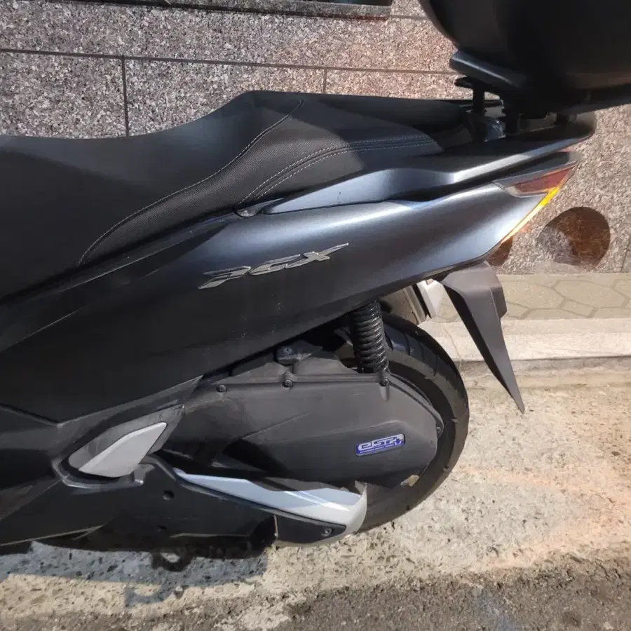 부산 21년식 Pcx 적은키로수 팝니다 관리잘된차량