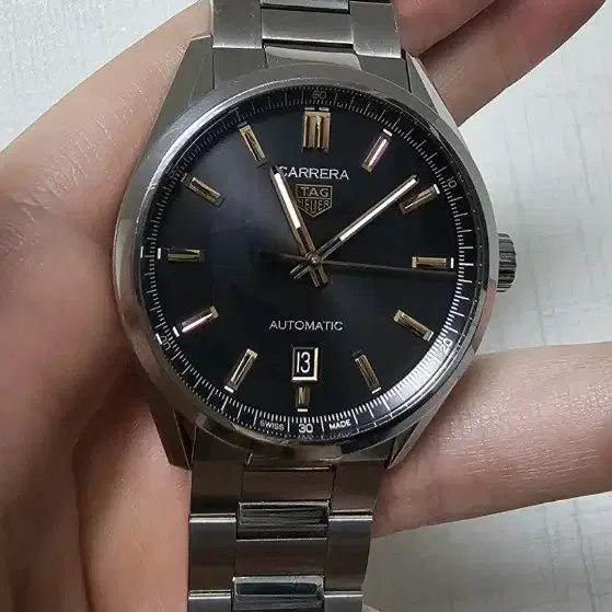 [풀박]태그호이어 신형 까레라 검판(로골) 39mm 판매합니다