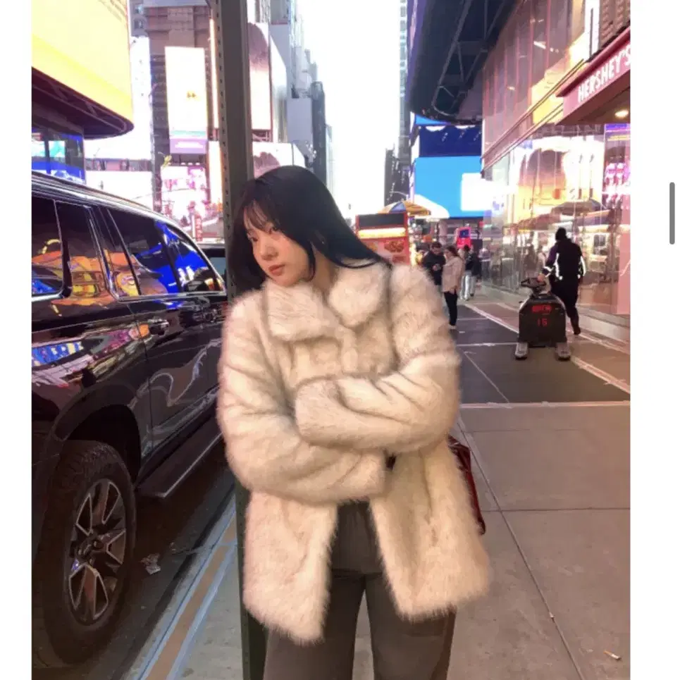 유이니 퍼자켓 퍼코트 Milo fur coat