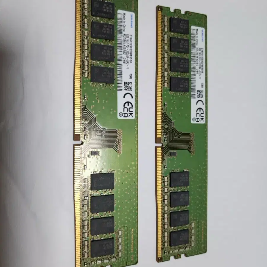 삼성메모리카드8GB DDR4  3200AA 개당15000원