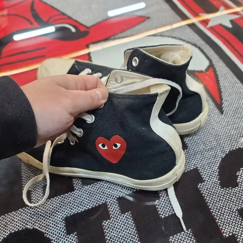 [CONVERSE] 남성 꼼데가르송 X 척테일러 하이 컨버스 265mm