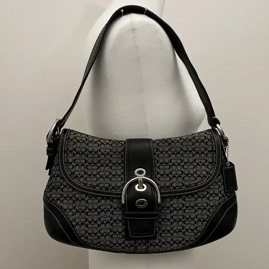 Coach basic black shoulder bag