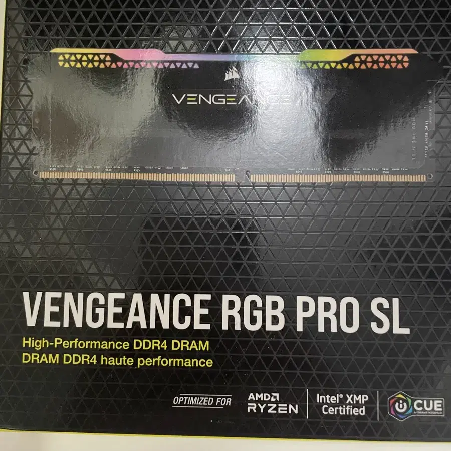 커세어 벤젼스 RGB PRO SL DDR4 32gb