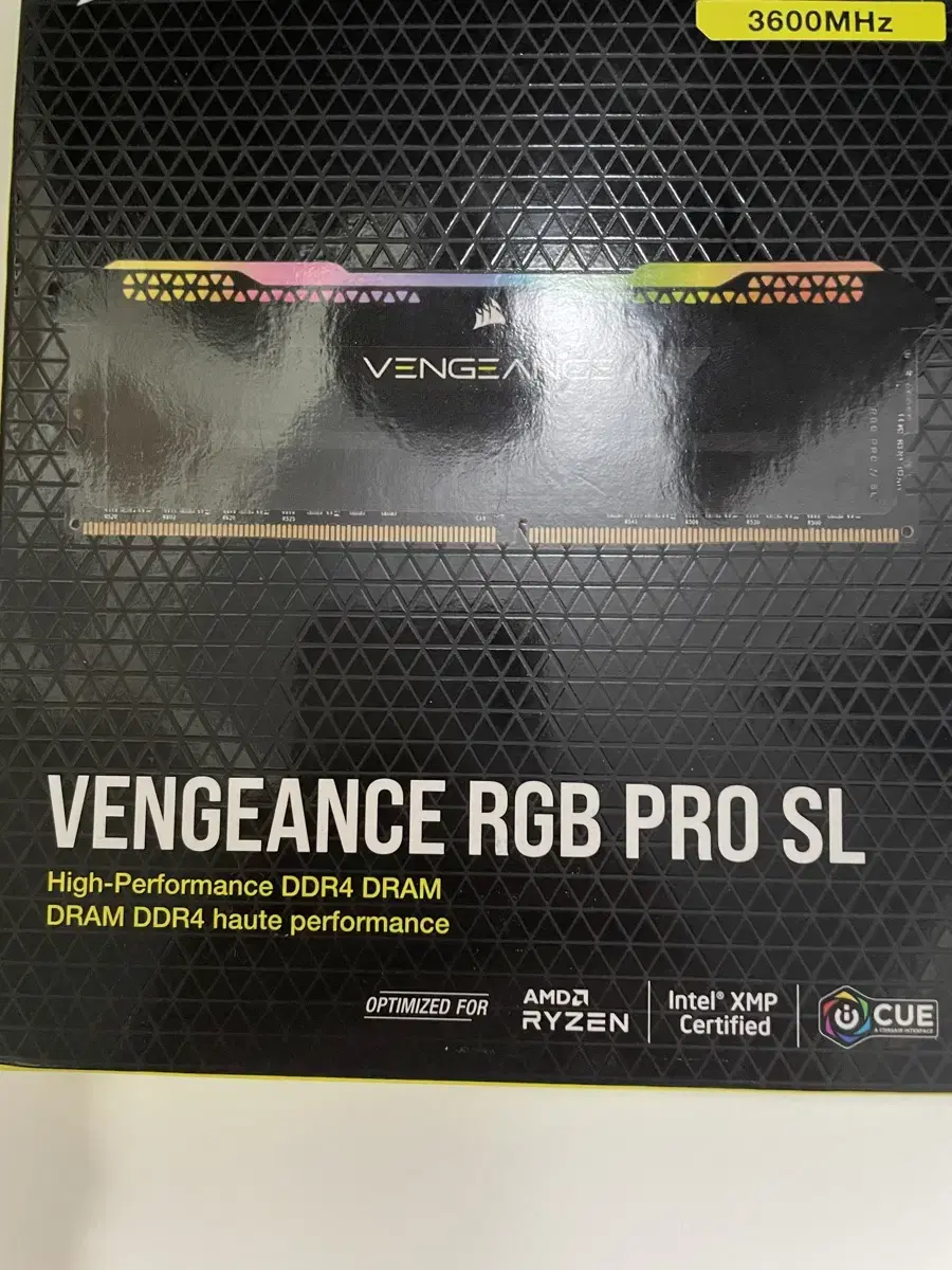 커세어 벤젼스 RGB PRO SL DDR4 32gb