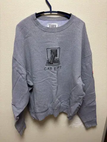 카브엠트 (cav empt) 맨투맨 맨투맨 L사이즈