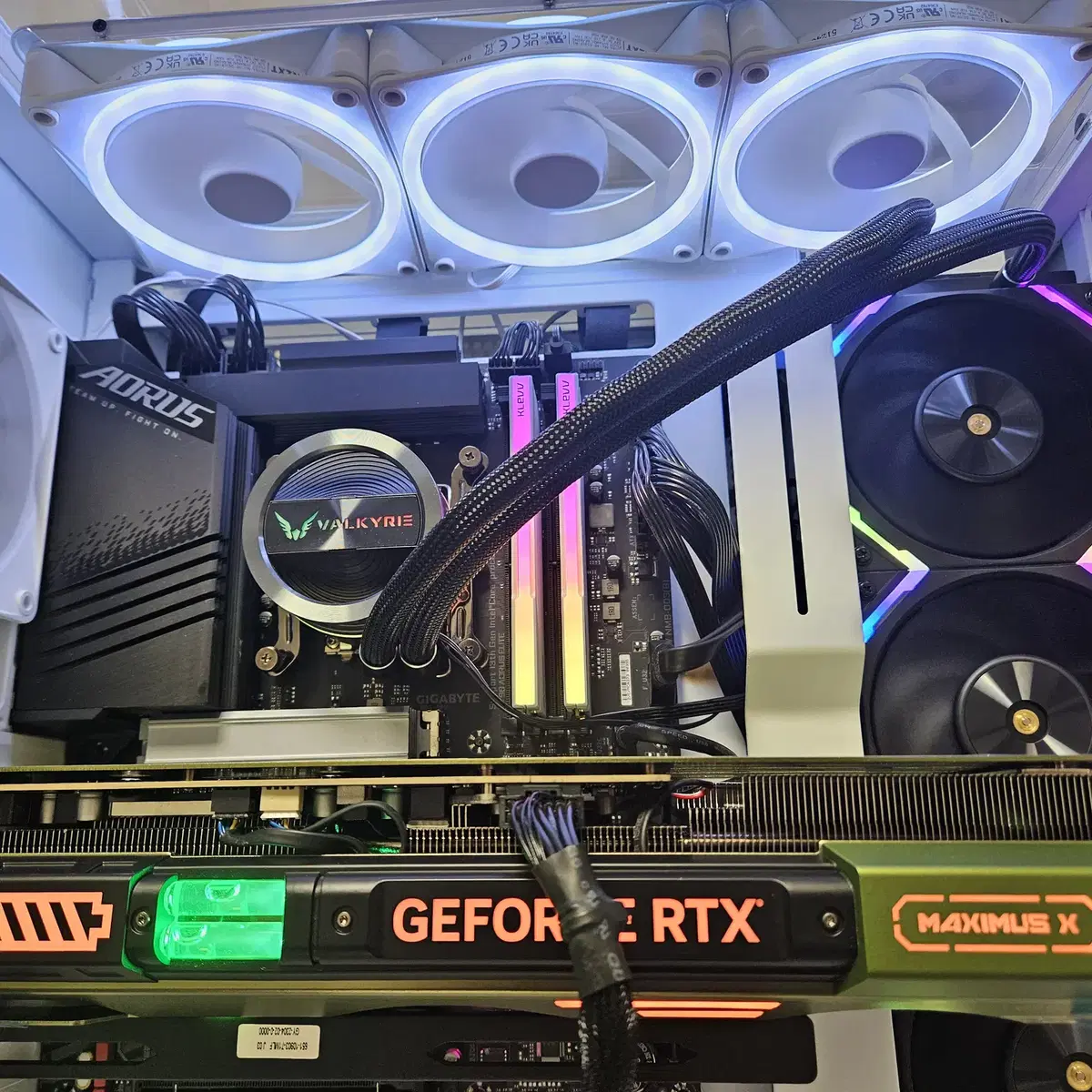 14900k, rtx4080 super 하이엔드 본체