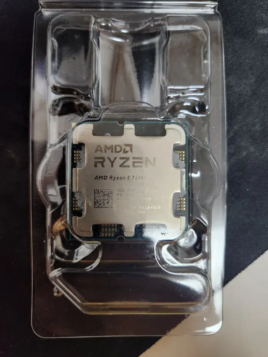 중고] AMD 라이젠5 7500F CPU 팝니다.