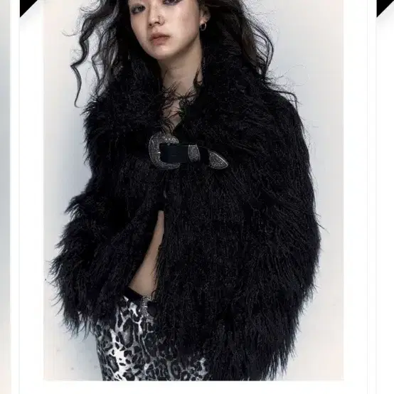 NOROMANCE Light Rock Black fur coat