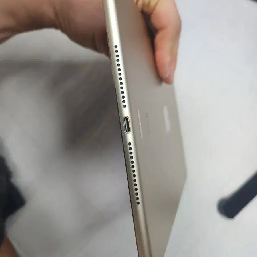 iPad Air2 S급샴페인골드 64G 오늘배터리교체후 미사용 배터리효율