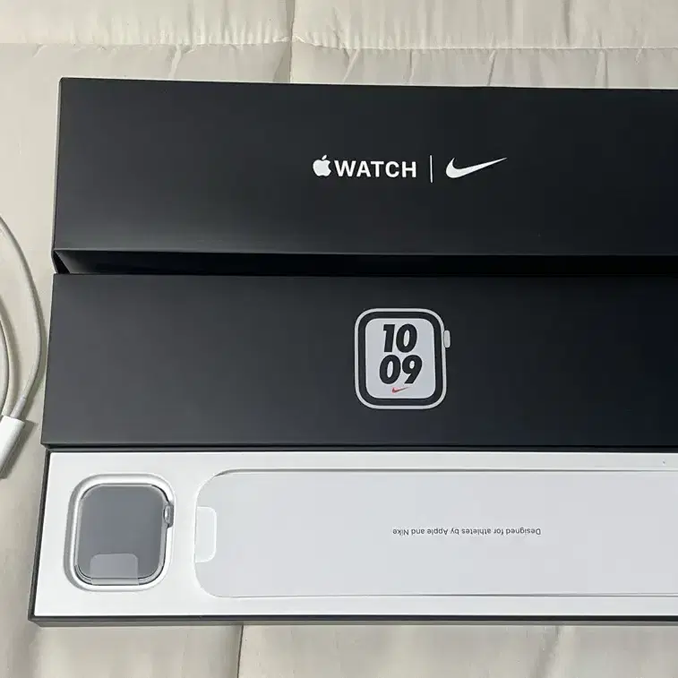 애플워치 SE 40mm GPS NIKE 실버 배터리 100