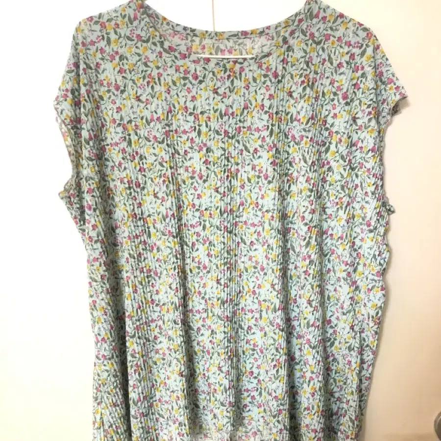 Vintage hippie blouse sleeveless top