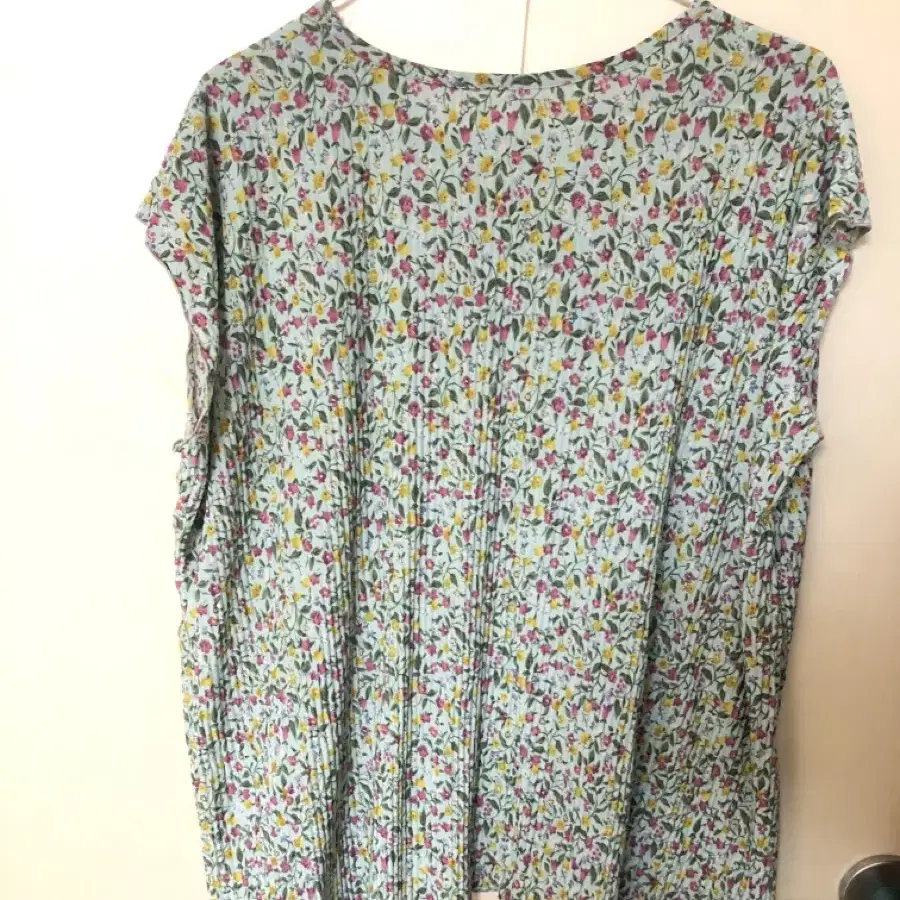 Vintage hippie blouse sleeveless top