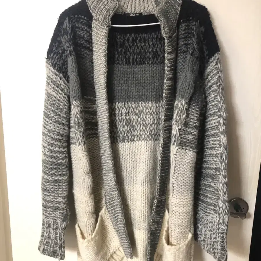 Vintage grey kintted cardigan 빈티지 가디건