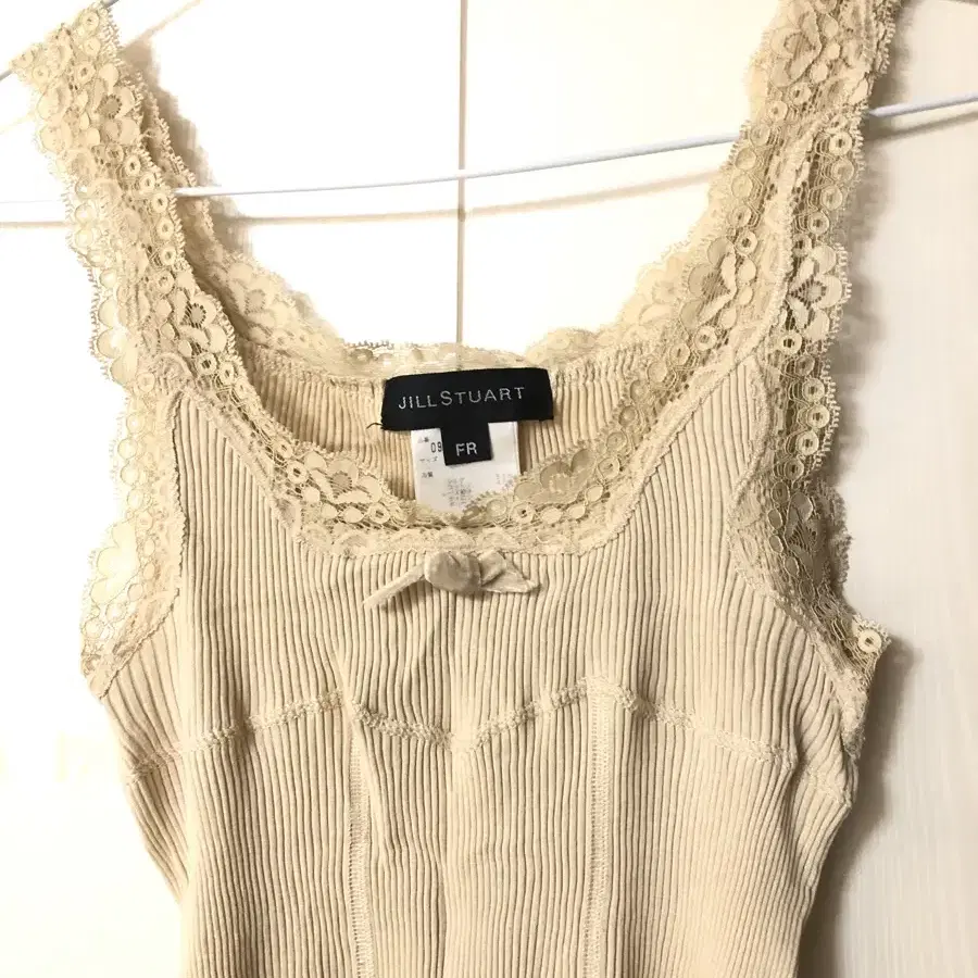 Jill Stuart Vintage lace sleeveless