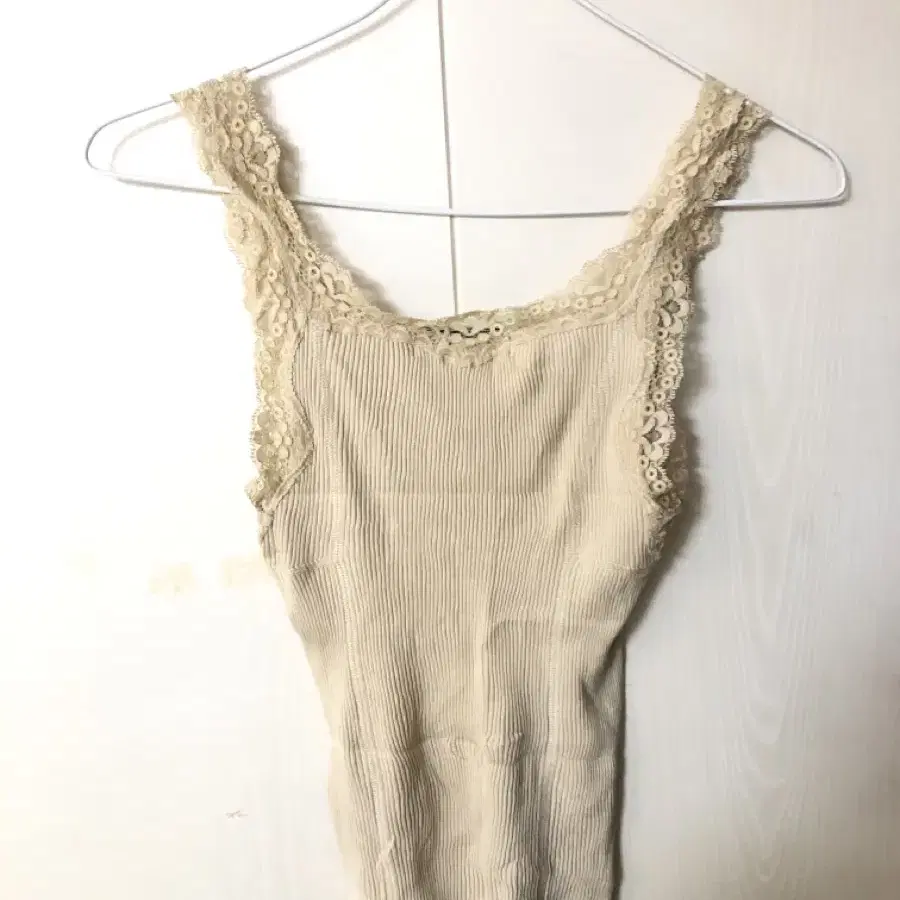 Jill Stuart Vintage lace sleeveless