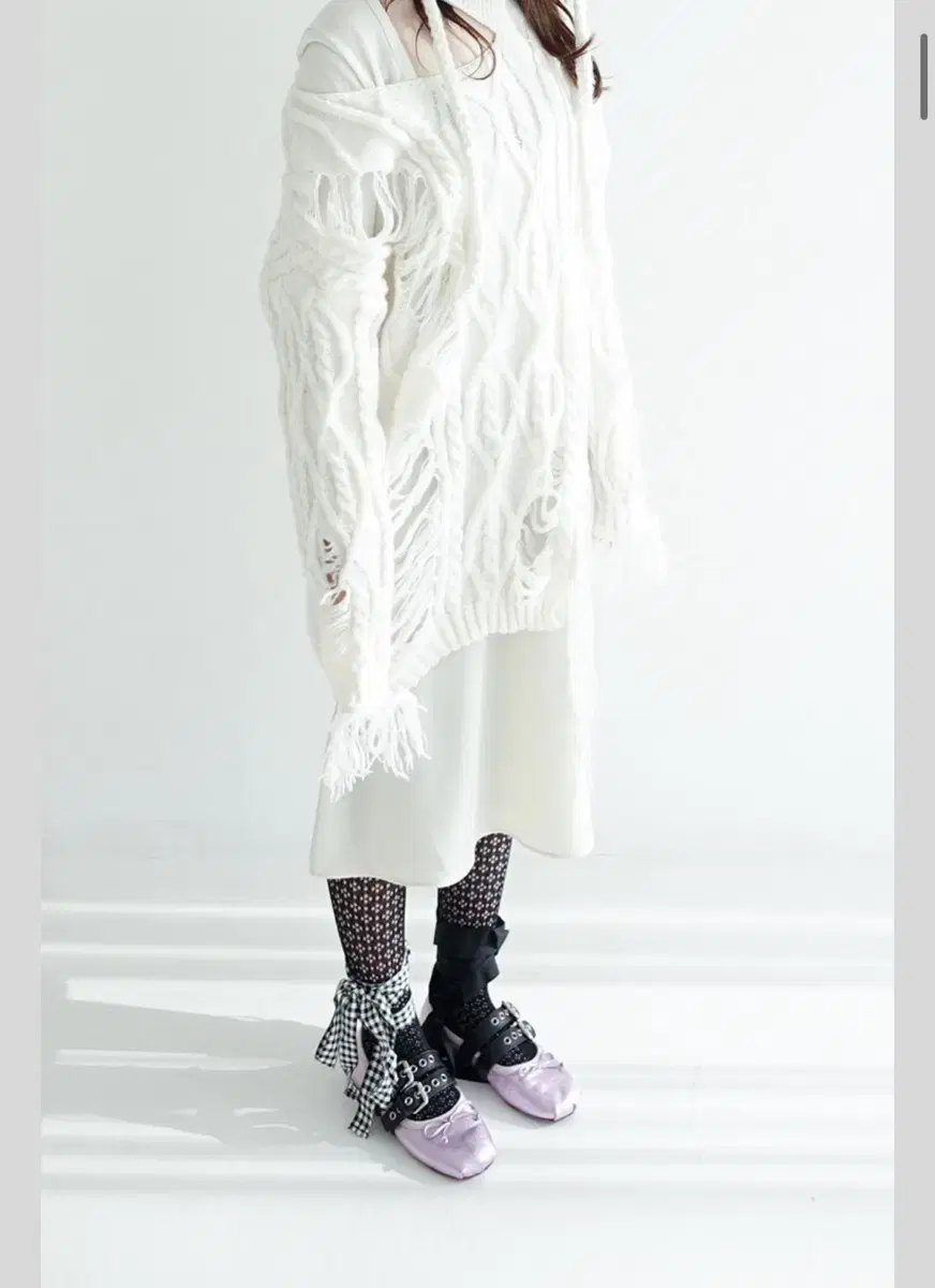 샵페어리 damaged tassel loose knit 데미지 니트