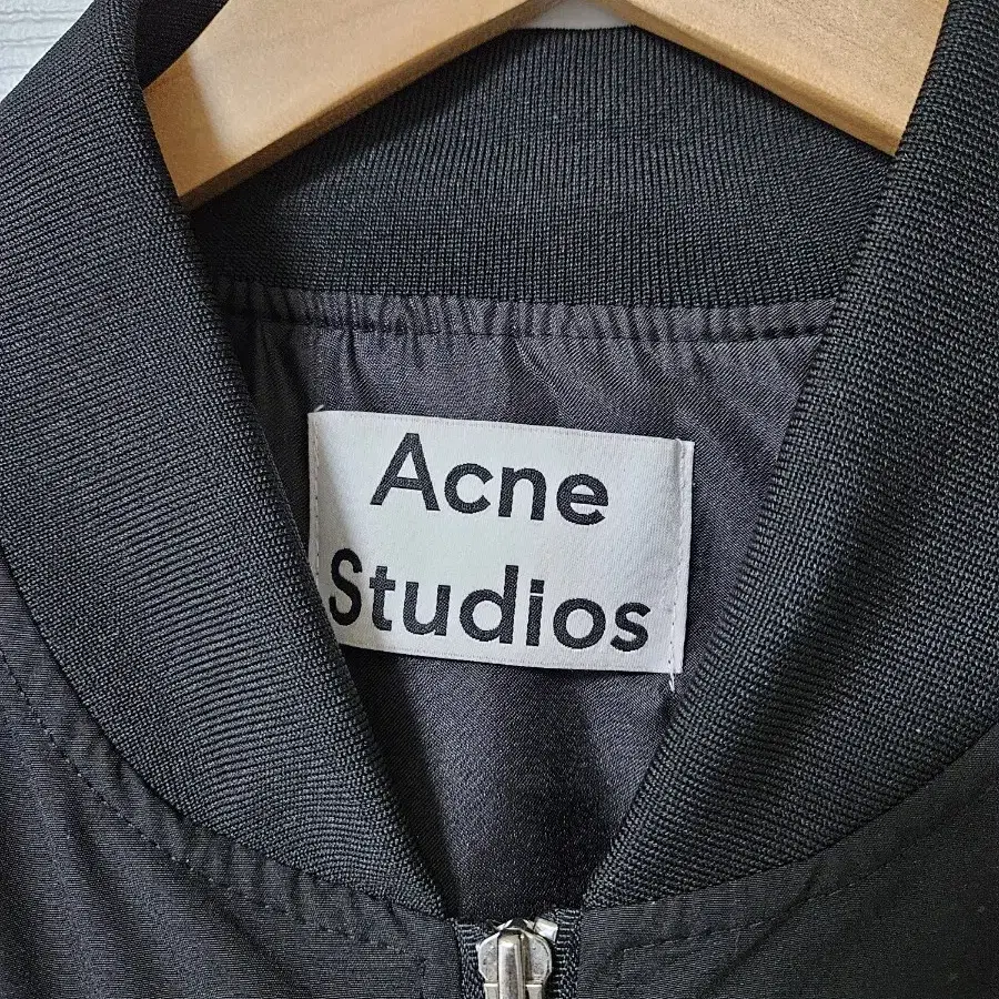 Acne Studios 블랙 블루종 롱자켓