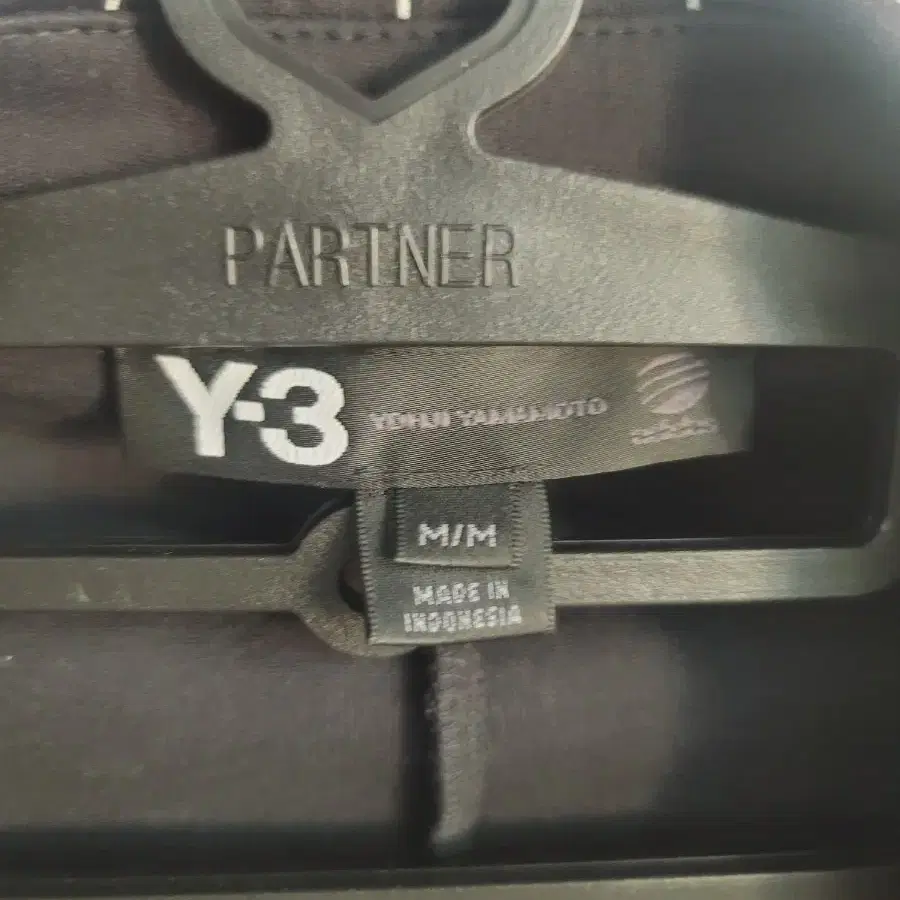 Y-3