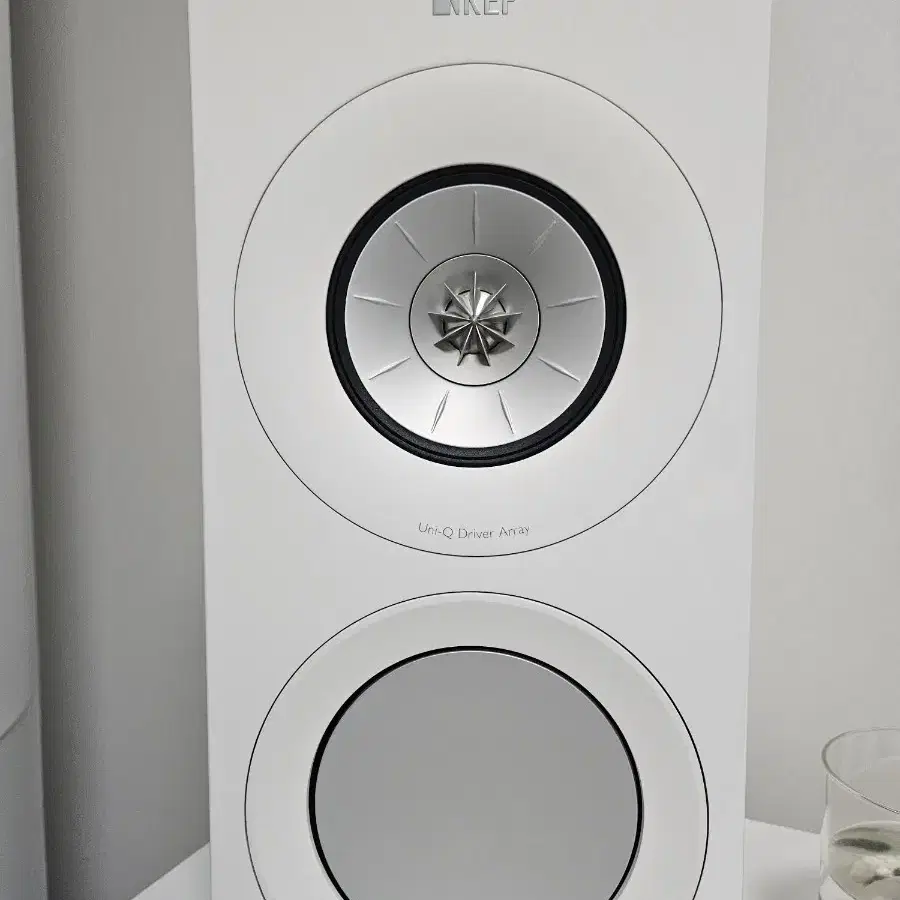 kef r3 메타아님