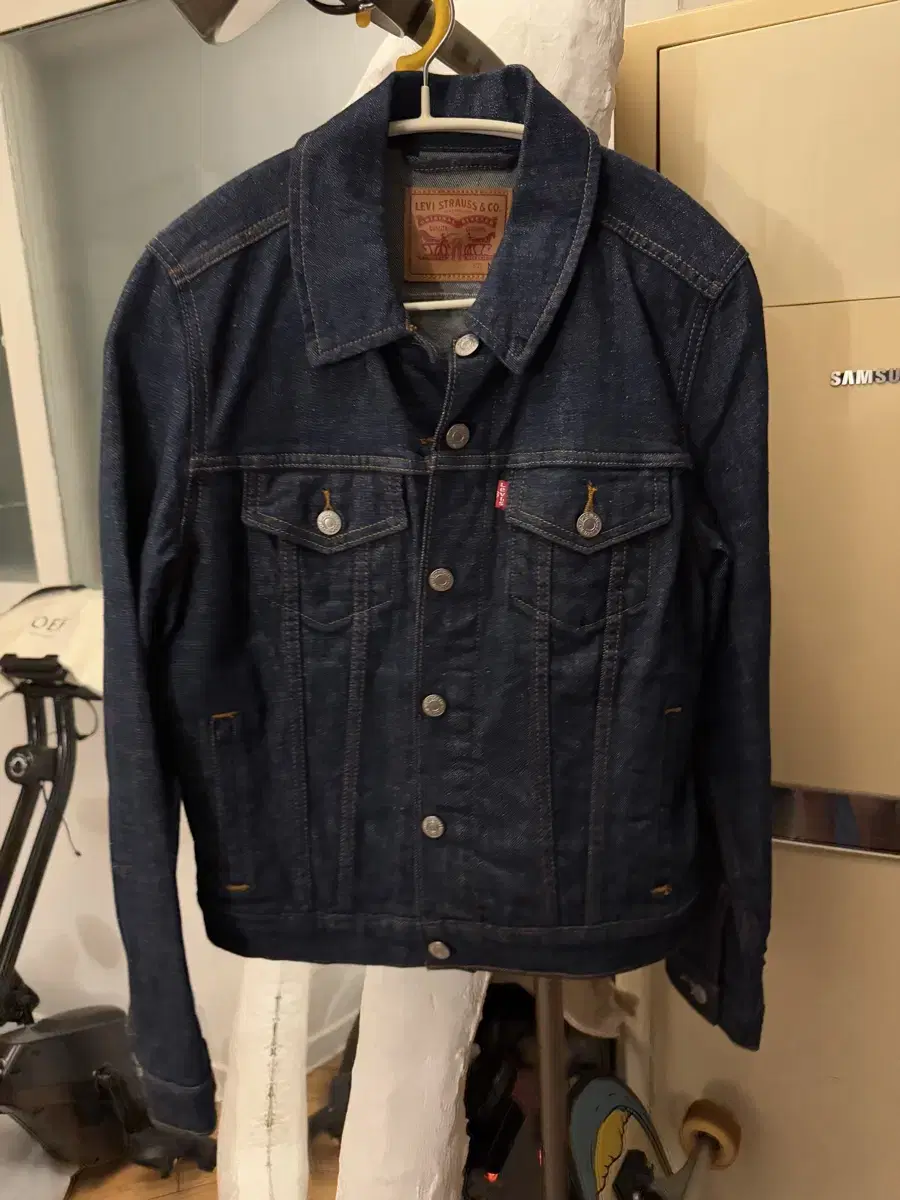 Levi's Denim Jacket M