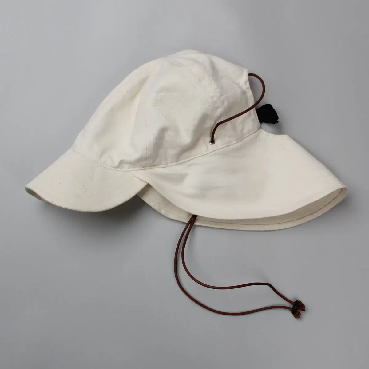 INNAT - SILK DENIM SUNSHADE CAP