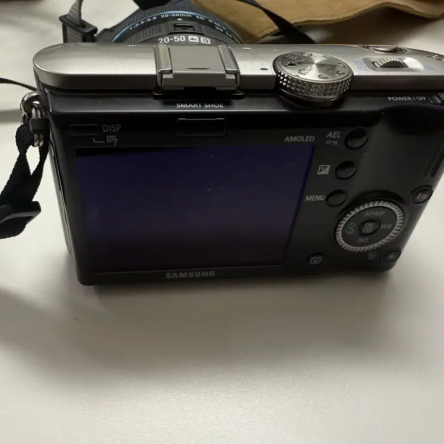 삼성 NX100