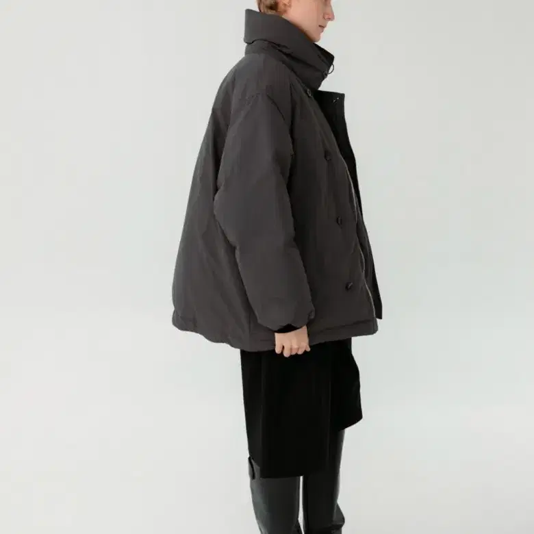 레이스 rrace half down jacket 하프 패딩 차콜