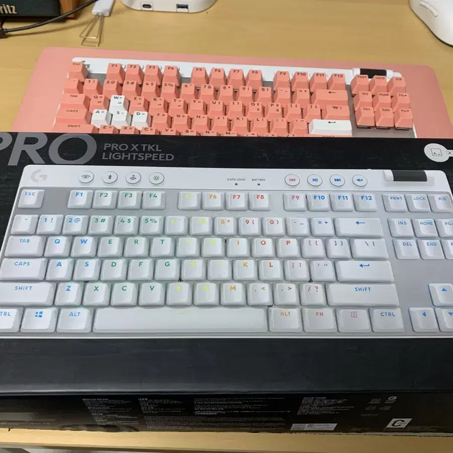 로지텍 PRO X TKL 화이트