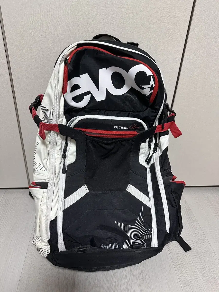 Evoc FR  트레일 백팩 20L