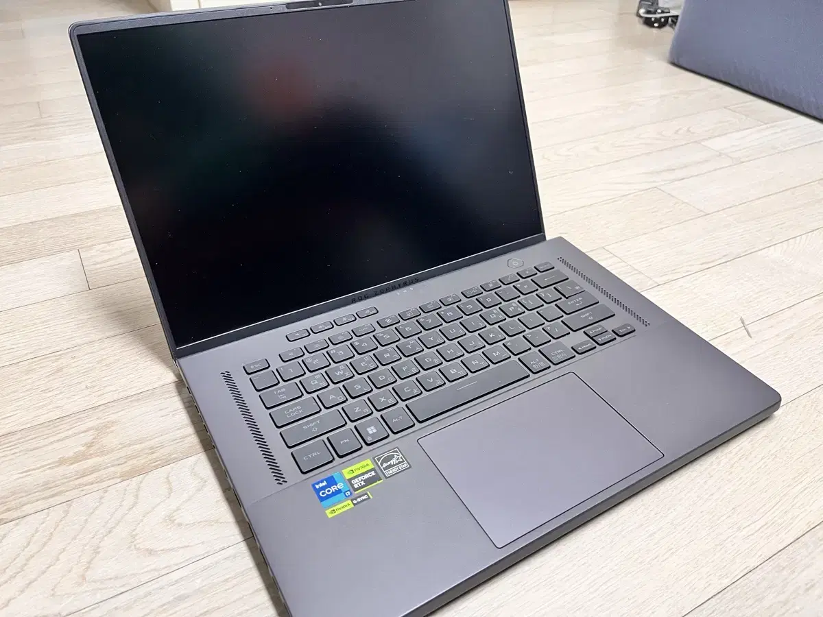 ASUS ROG Zephyrus G16 (2023) RTX 4070 Gaming Laptop