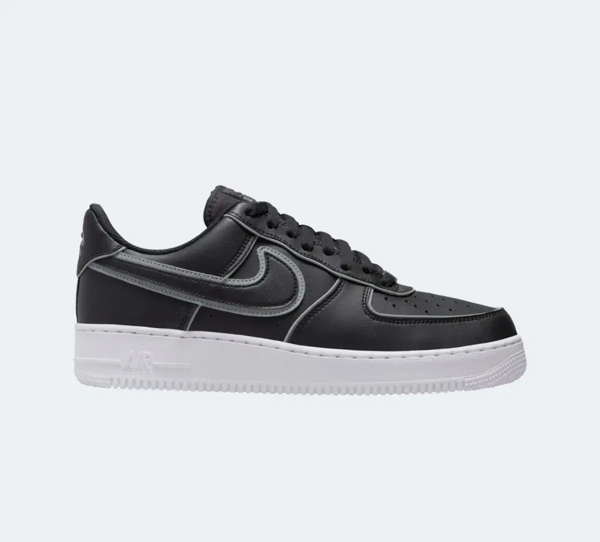 [290]Nike Air Force 1 Lux LV8 Black and White