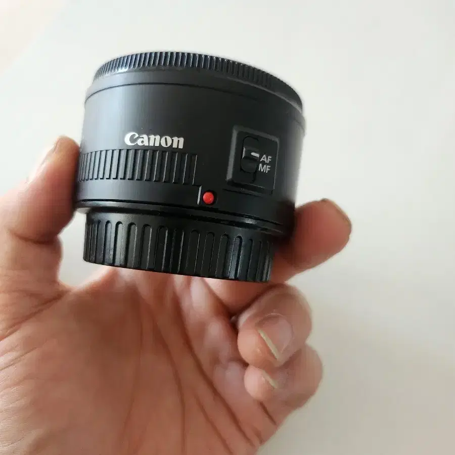 캐논 50mm 렌즈판매합니다 구쩜팔