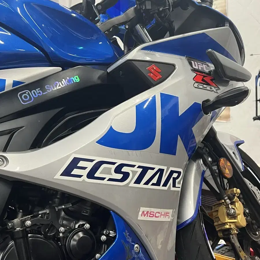 스즈키 gsx-r125 풀튜닝