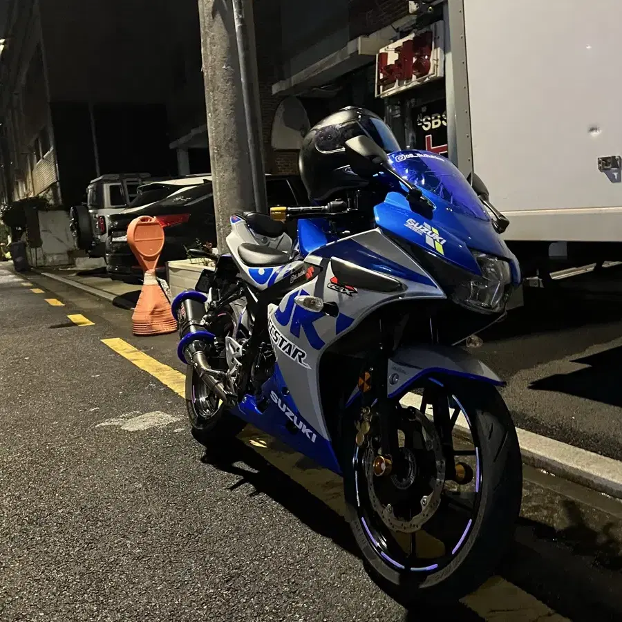 스즈키 gsx-r125 풀튜닝