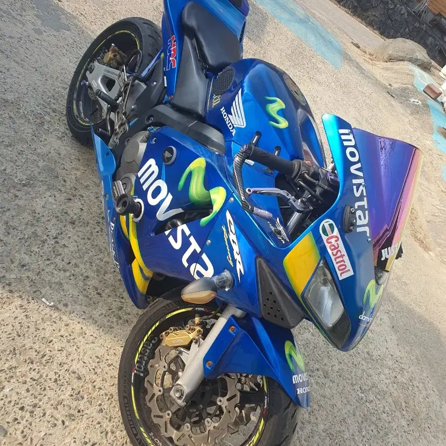 오토바이 CBR 600rr  600cc  2004년식