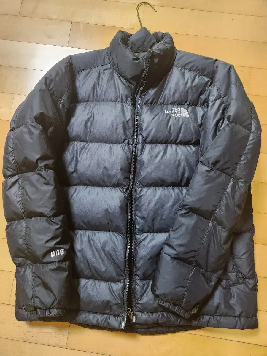 노스페이스 600패딩 사이즈100