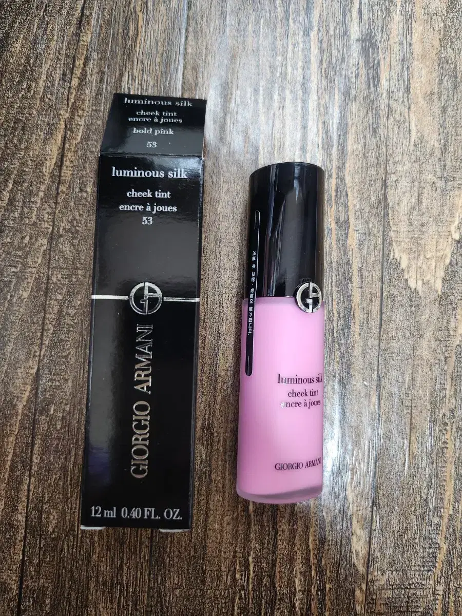 Giorgio Armani Luminous Silk Cheek Tint No. 53 Bold Pink