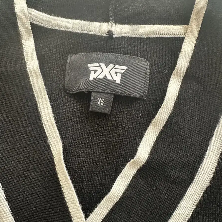 PXG 니트 가디건