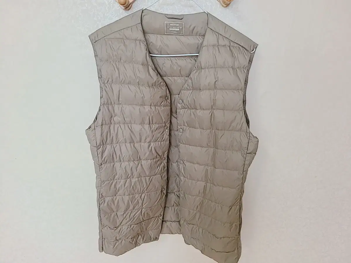 Clyde's Padded Vest Pajama Gray M size sold