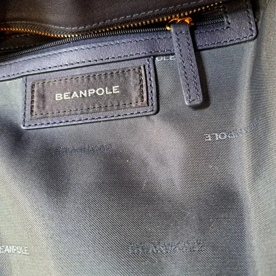 BEAN POLE  크로스백