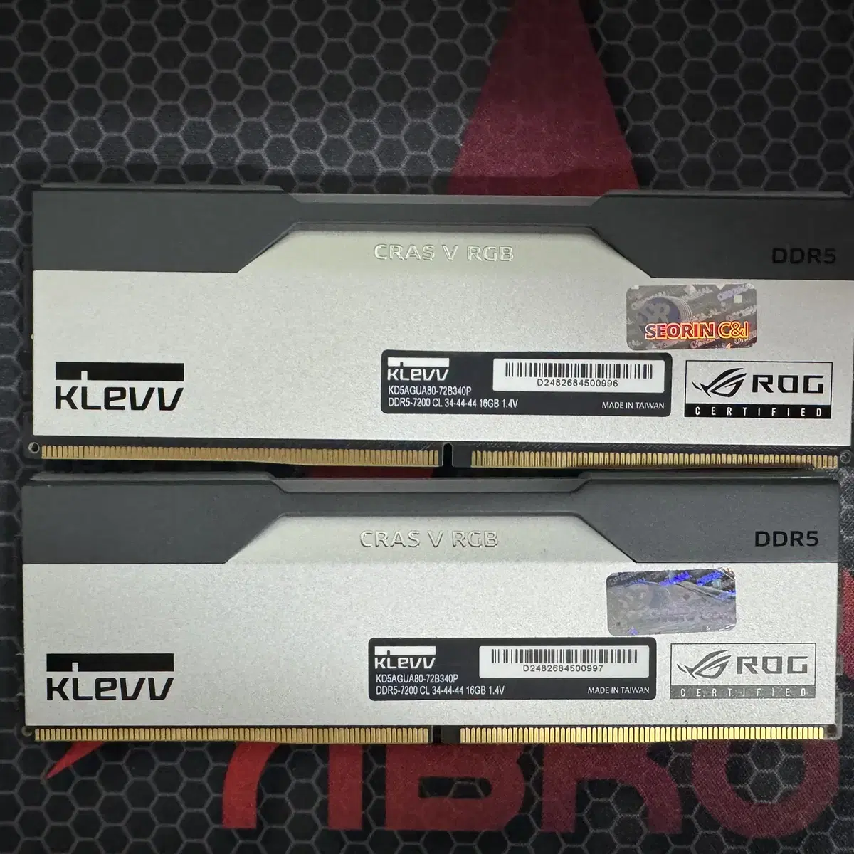 KLEVV CRAS V RGB DDR5 7200 32GB(16X2) 팝니