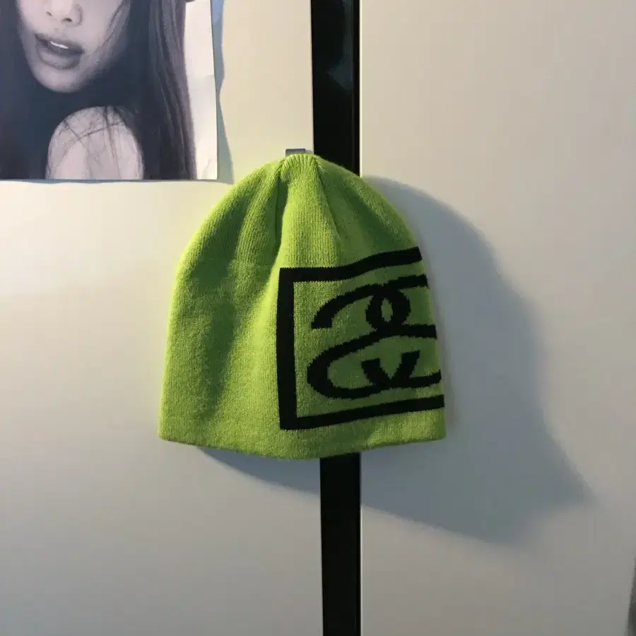 Stussy 비니 Lime (뉴진스하니 착용)